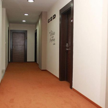 奥阿扎酒店 科尼茨 外观 照片